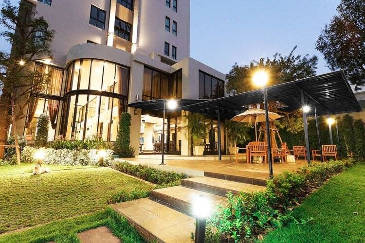 Green Point Residence Hotel