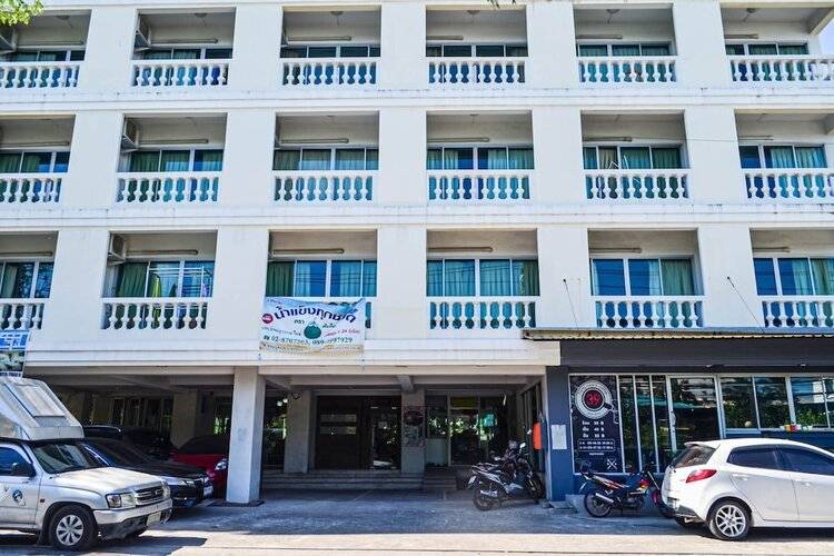 OYO 498 Ladawan Villa