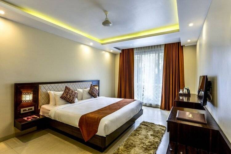 Hotel Golden Plateau