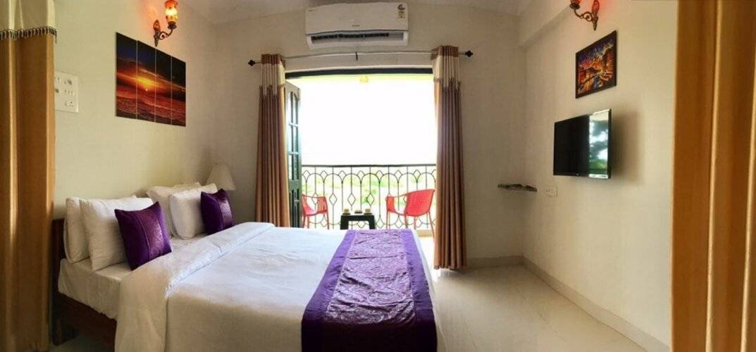 Monarch suites