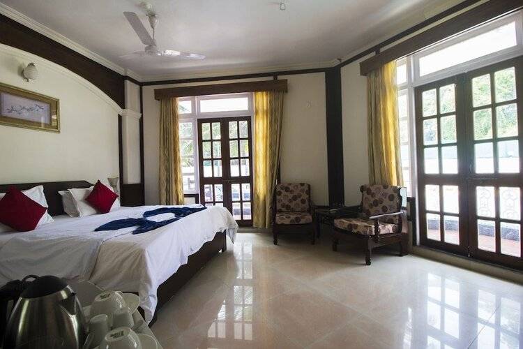 Sunset Beach Resort