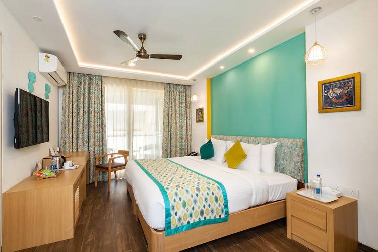 Acron Seaway Resort