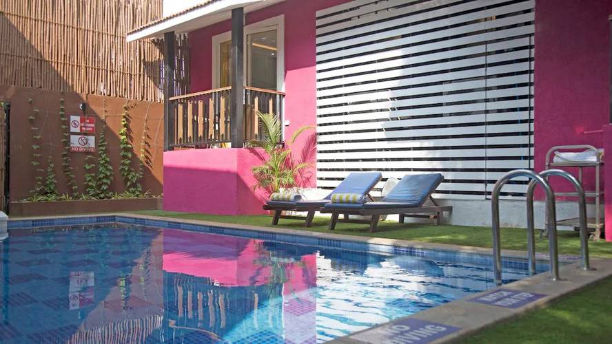 Acron Seaway Resort