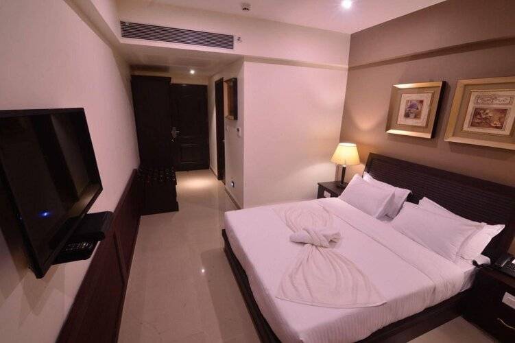 Seasons Hotels & Resorts