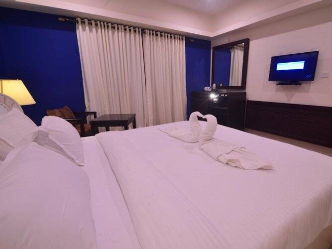 Seasons Hotels & Resorts