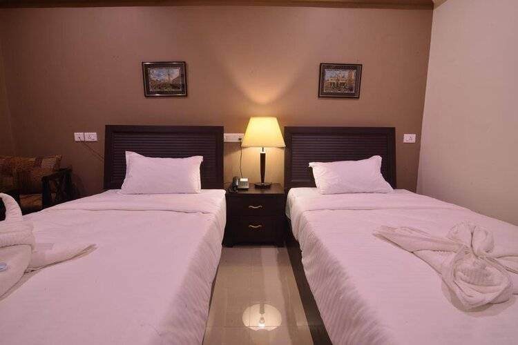 Seasons Hotels & Resorts