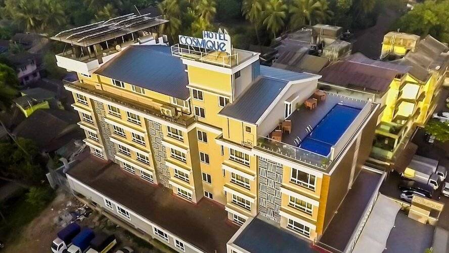 Cosmique Clarks Inn Suites