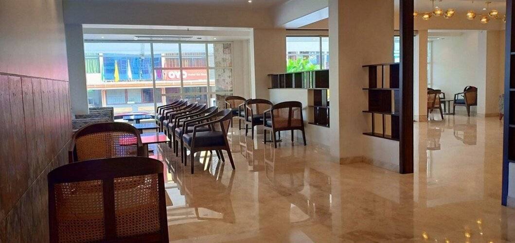 Cosmique Clarks Inn Suites