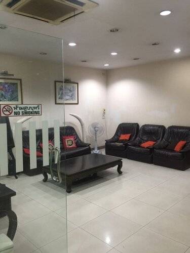 Mall Suites Hotel