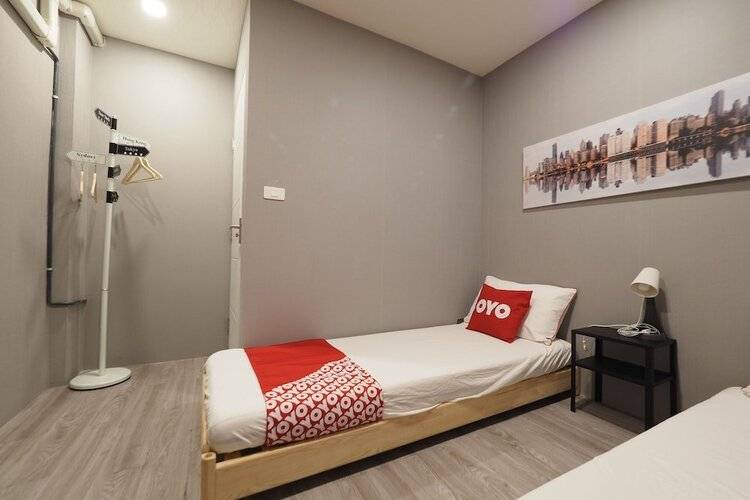 OYO 615 Bossa House Hostel & Cafe
