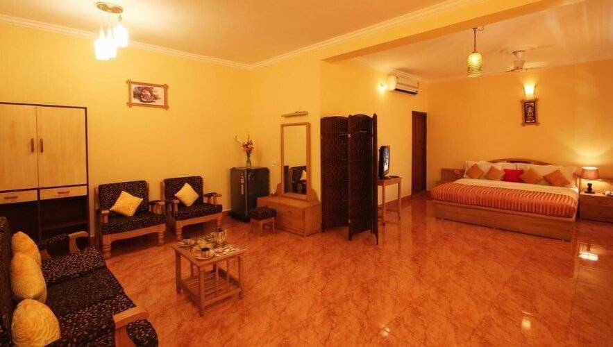 Alcove Resort