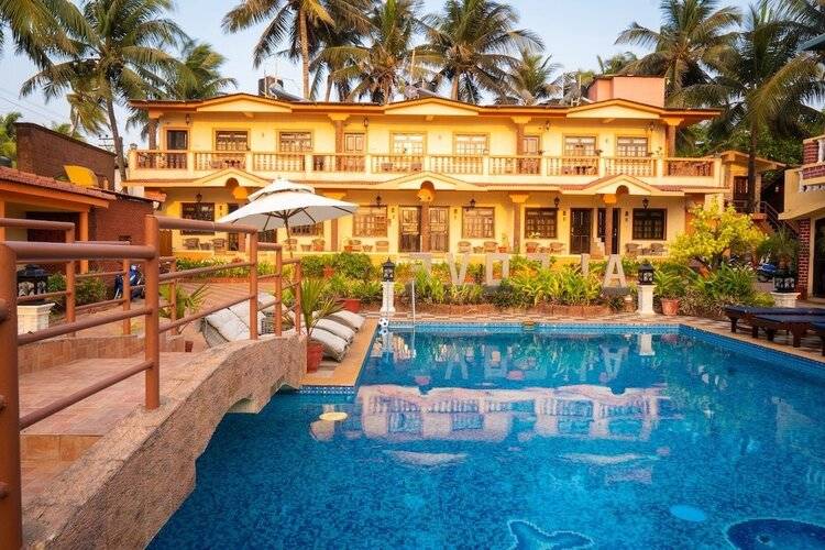 Alcove Resort