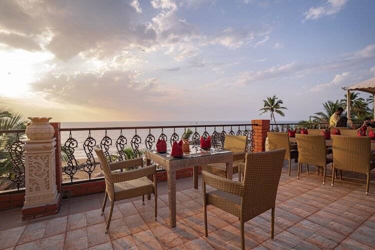 Alcove Resort