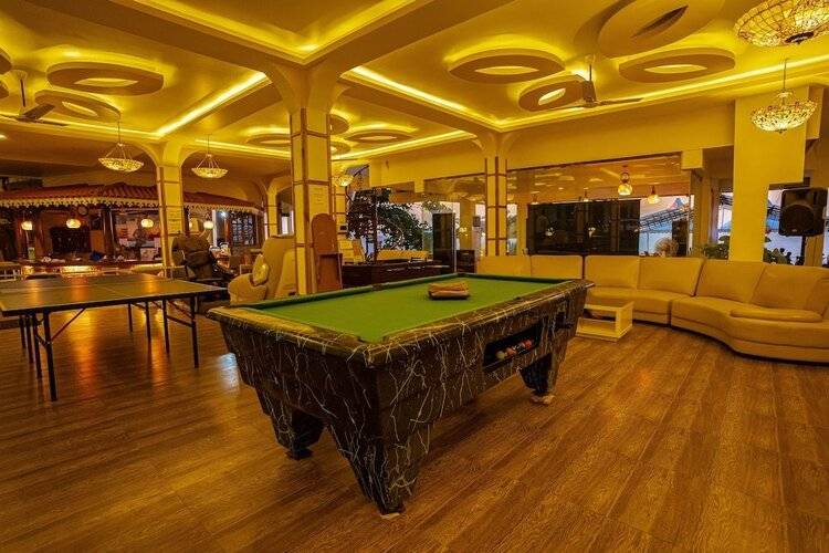 Alcove Resort