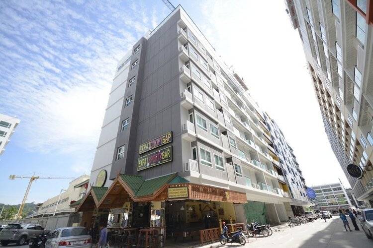 The Expat Hotel