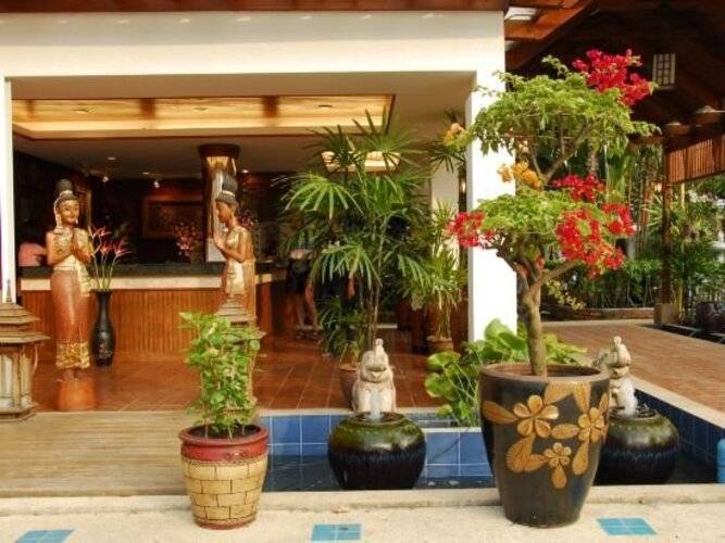The Expat Hotel