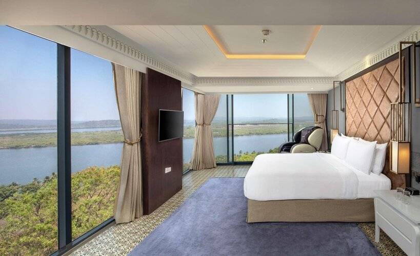DoubleTree by Hilton Goa-Panaji