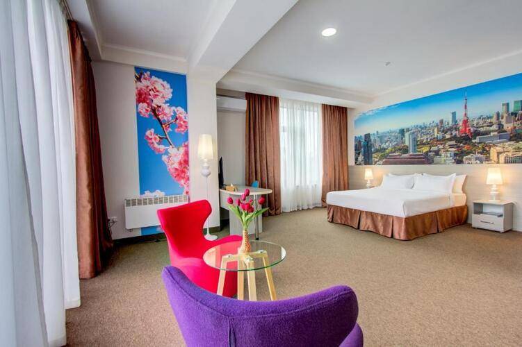 Hotel Bridges