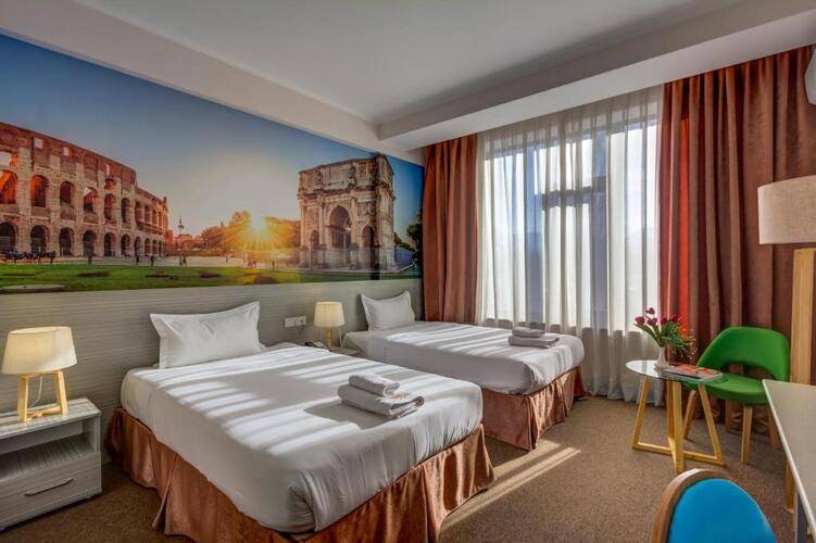 Hotel Bridges