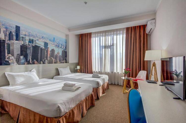 Hotel Bridges