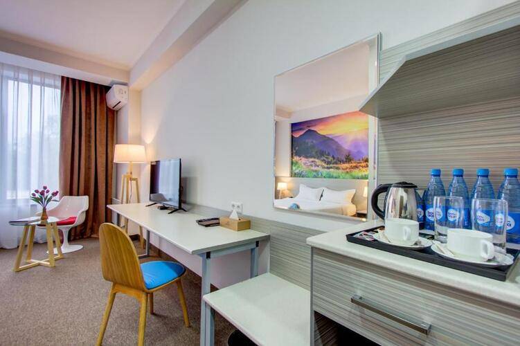 Hotel Bridges
