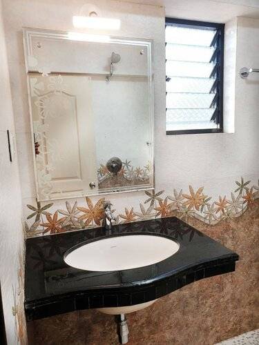 Veronica Guest House