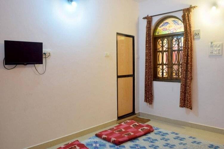 Veronica Guest House