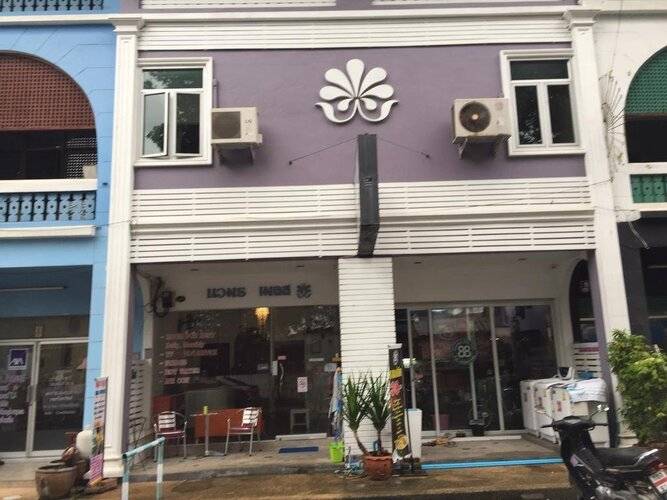 Nawaporn Place Guesthouse