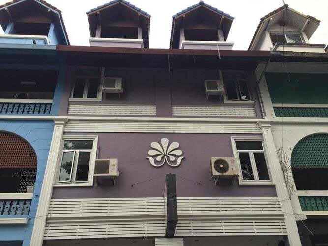 Nawaporn Place Guesthouse