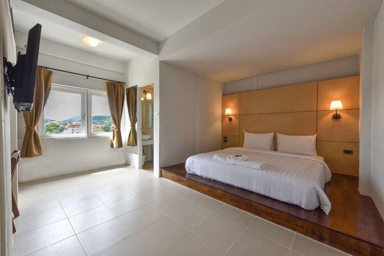 Phuket Montree Resotel