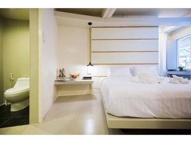 Phuket Montree Resotel