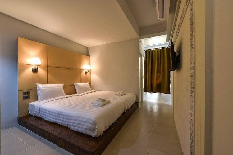 Phuket Montree Resotel
