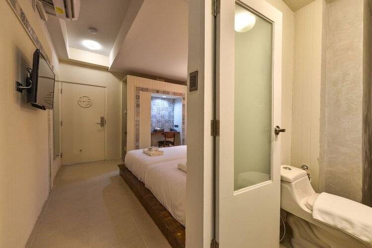 Phuket Montree Resotel