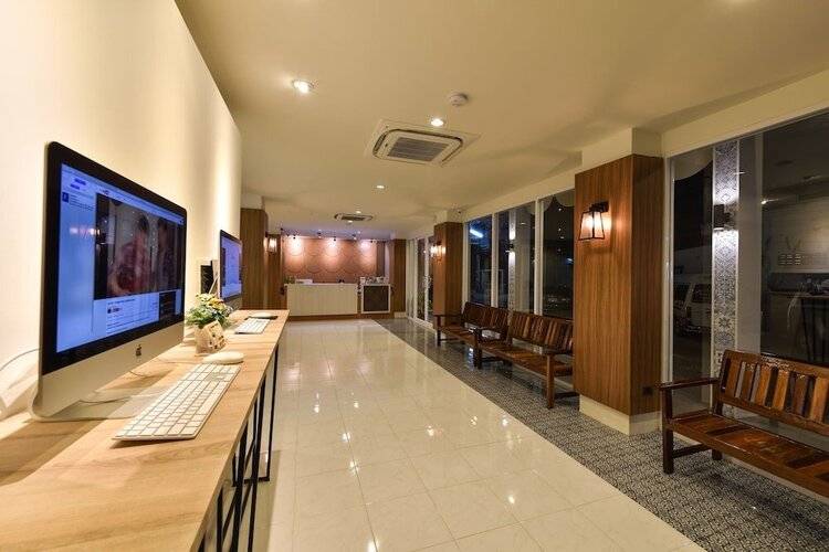 Phuket Montree Resotel