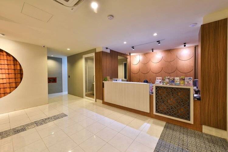 Phuket Montree Resotel