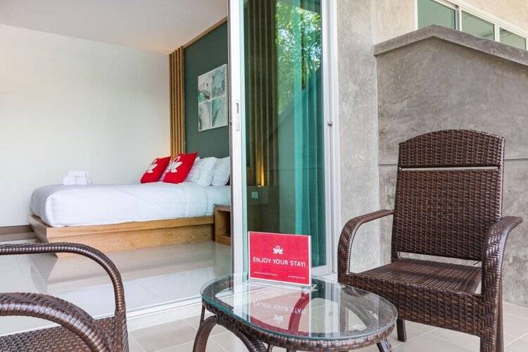 ZEN Rooms Takua Thung Road