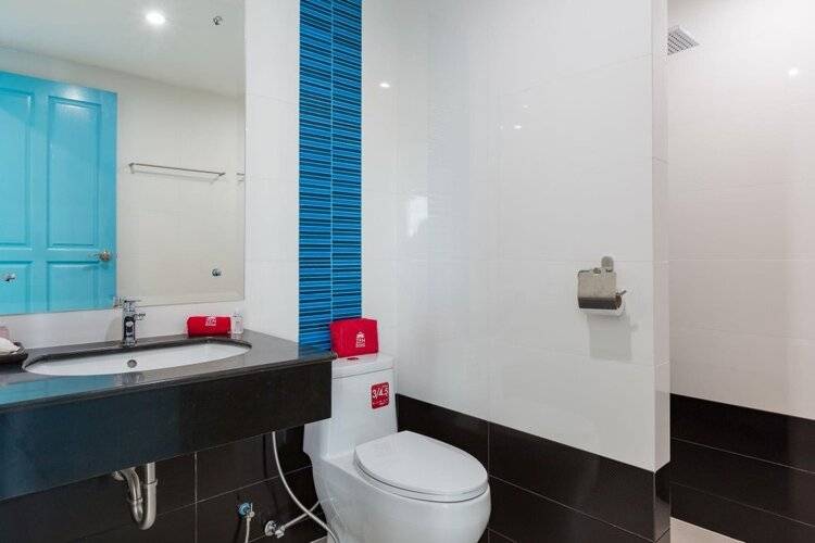 ZEN Rooms Takua Thung Road