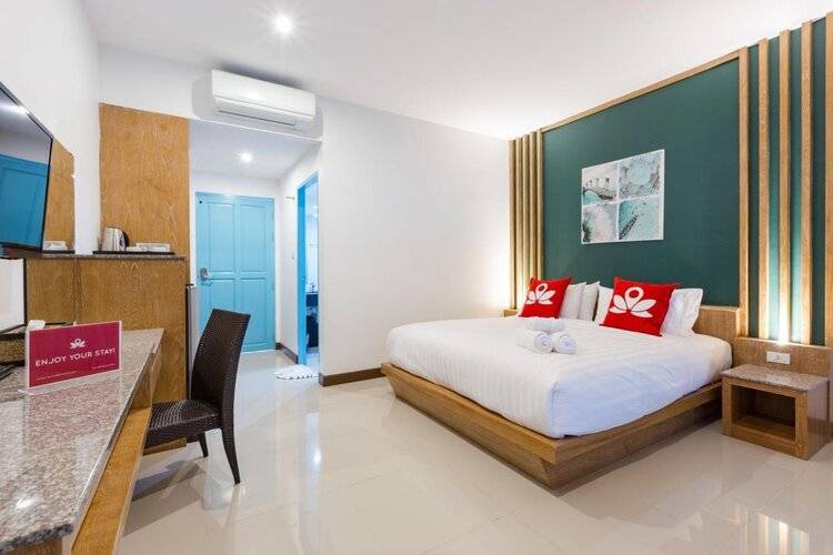 ZEN Rooms Takua Thung Road