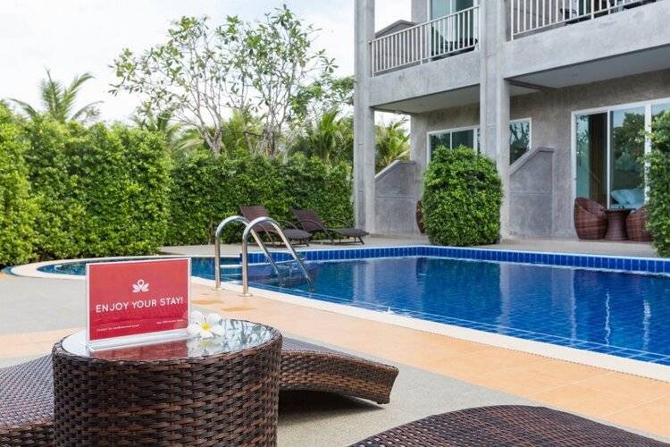 ZEN Rooms Takua Thung Road