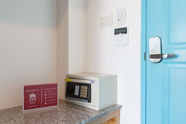 ZEN Rooms Takua Thung Road