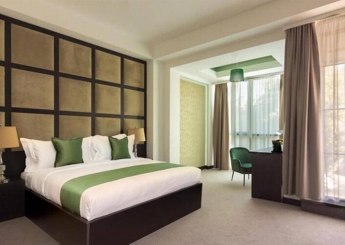 Dave Hotel (Дэйв Отель)