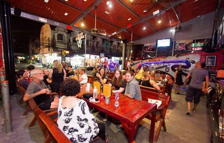 Nicky's Handlebar Hotel