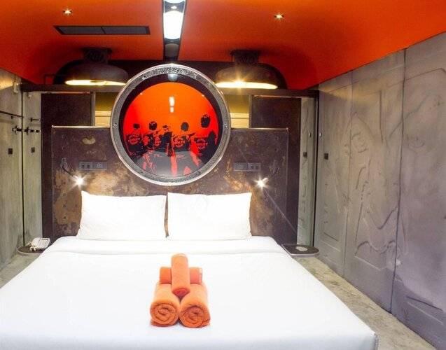 Nicky's Handlebar Hotel