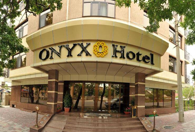Onyx Hotel