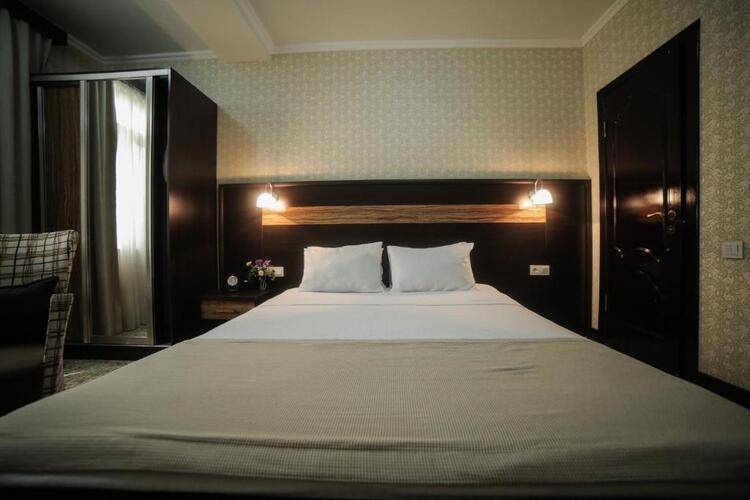 Onyx Hotel