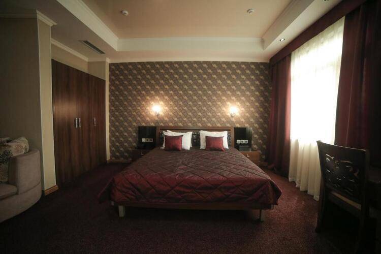 Onyx Hotel