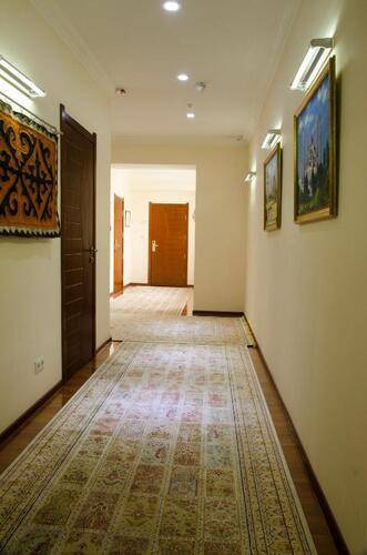 Soluxe Hotel