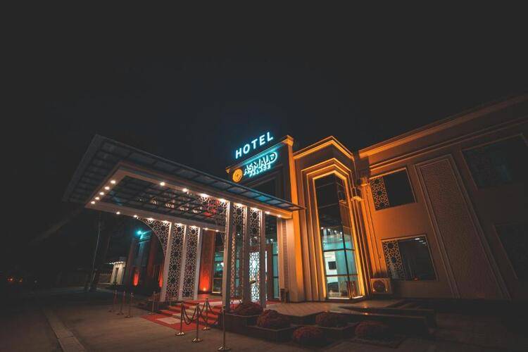 Asmald Palace Hotel
