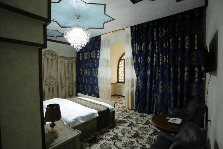 Ark Hotel