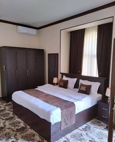 Ark Hotel